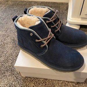 Brand NEW uggs blue